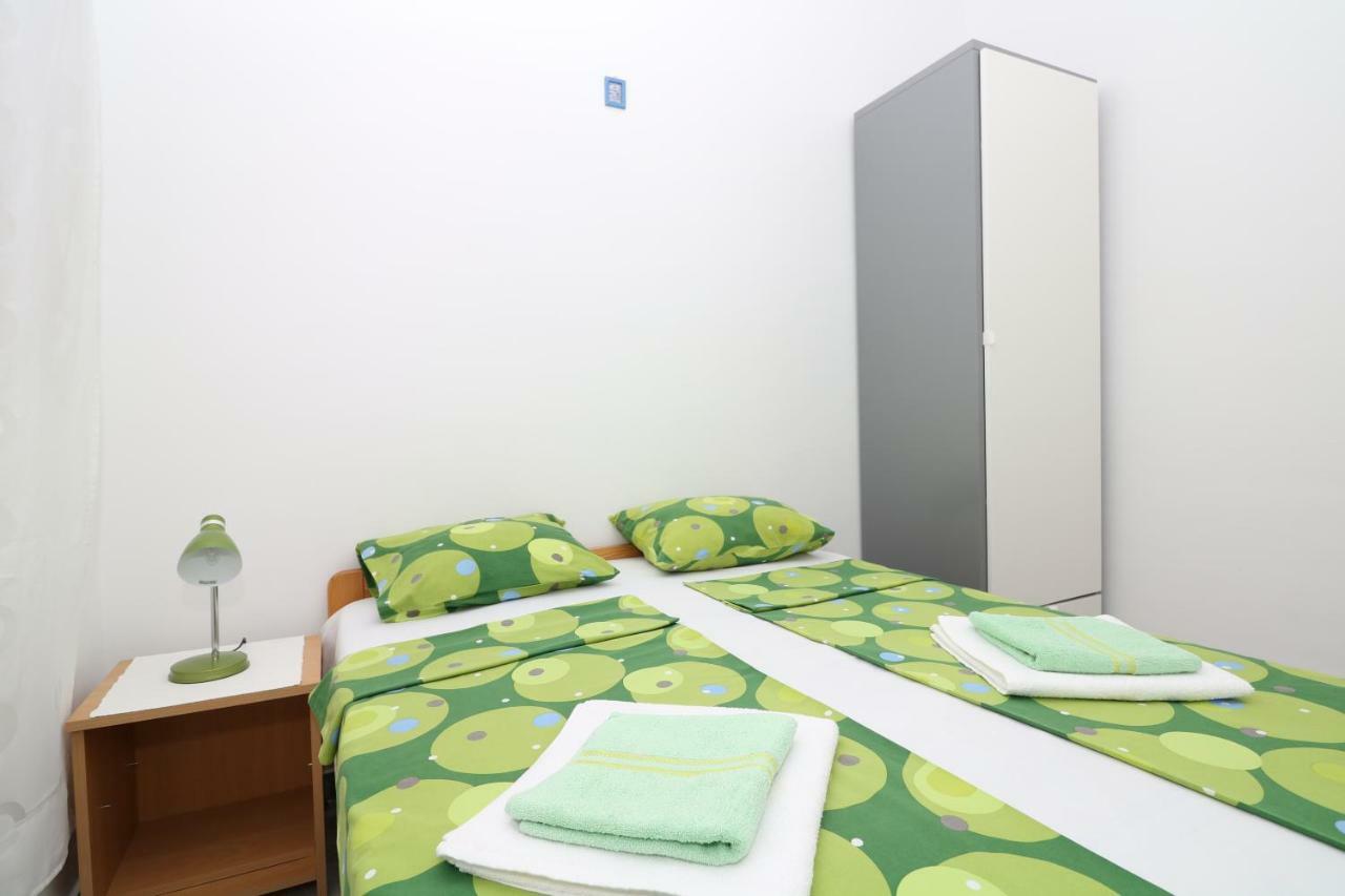 Apartments Reljic With Terrace บัชกา ภายนอก รูปภาพ