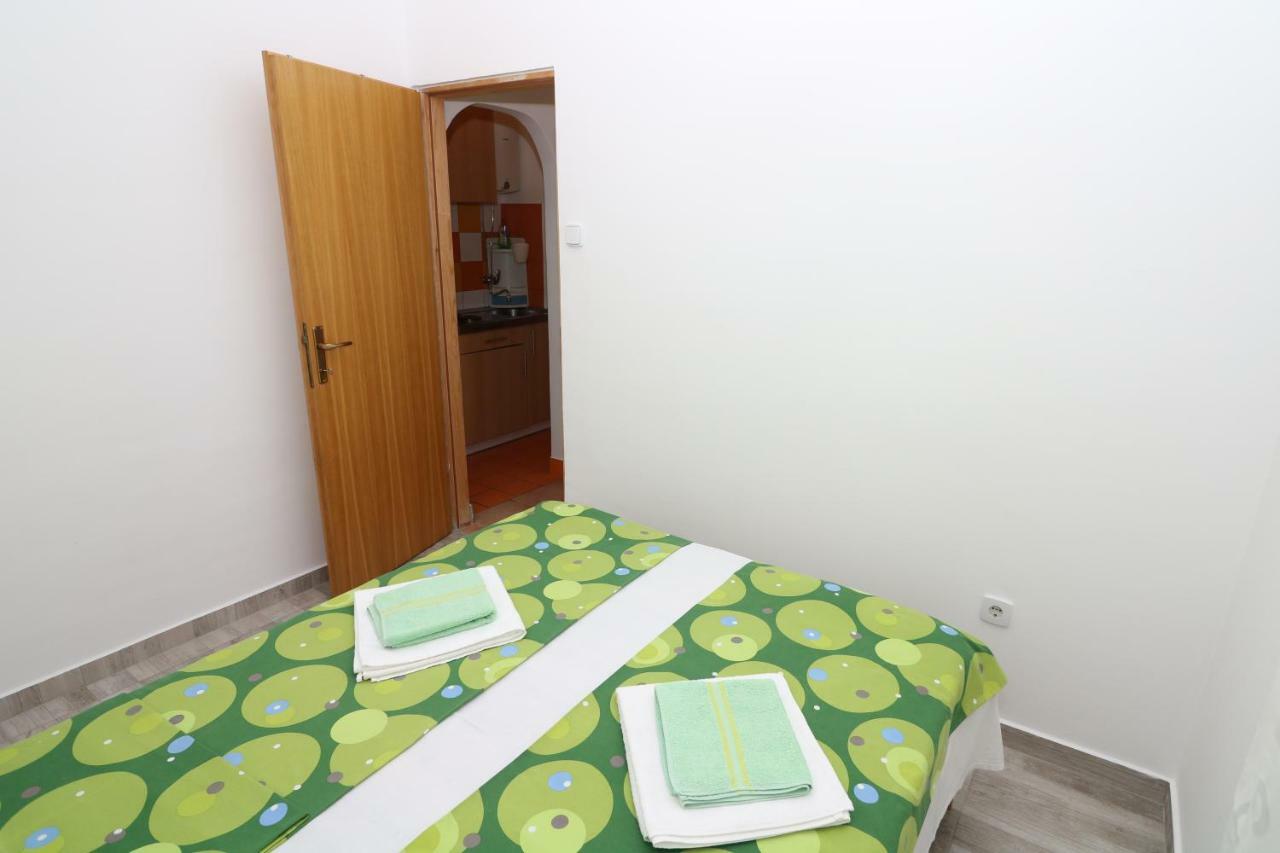 Apartments Reljic With Terrace บัชกา ภายนอก รูปภาพ